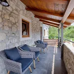 Luxurioese Steinvilla Mariva Mit Pool By Interhome *