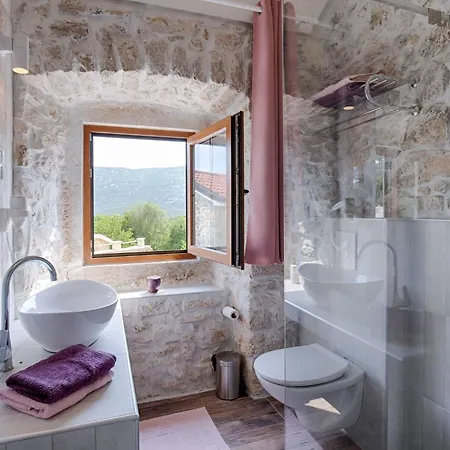 Holiday home Luxurioese Steinvilla Mariva Mit Pool By Interhome