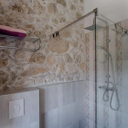 Luxurioese Steinvilla Mariva Mit Pool By Interhome Tribalj (Primorsko-Goranska)