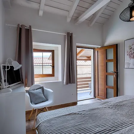 Luxurioese Steinvilla Mariva Mit Pool By Interhome Holiday home