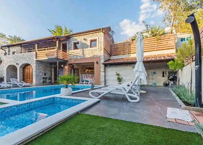 Luxurioese Steinvilla Mariva Mit Pool By Interhome Сasa de vacaciones *