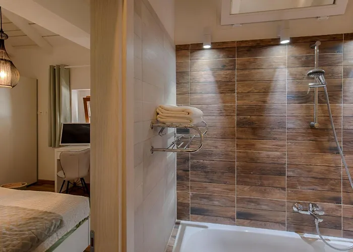 Luxurioese Steinvilla Mariva Mit Pool By Interhome Tribalj (Primorsko-Goranska)